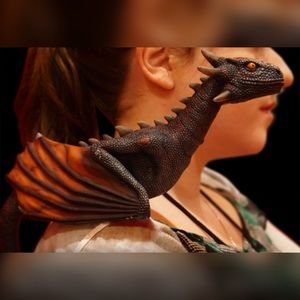 Game of Thrones Drogon Shoulder Prop